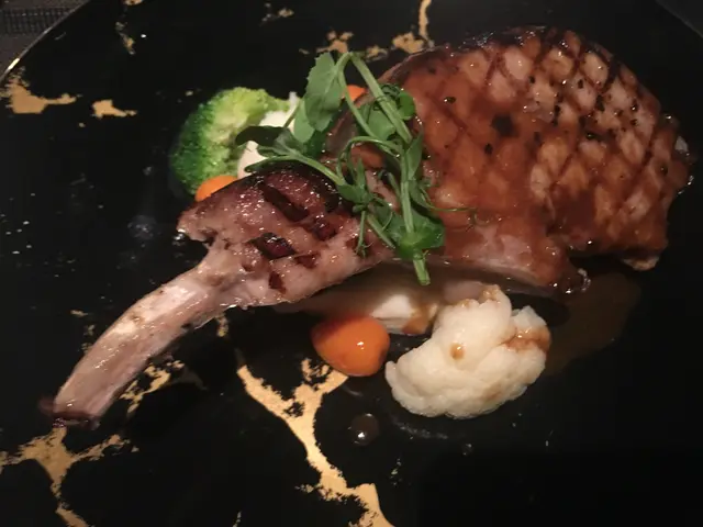 香煎西班牙伊比利亞黑毛豬