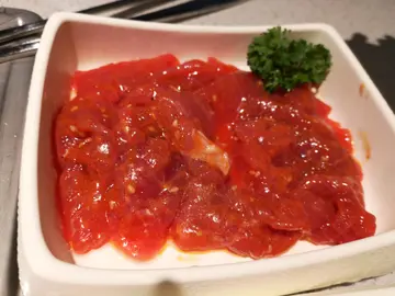 捞派滑牛肉（半份）