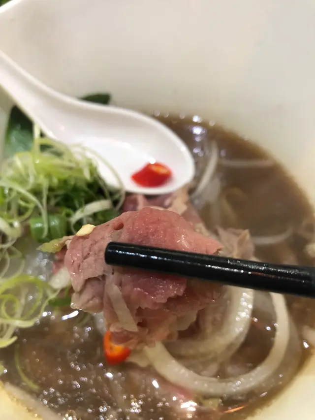 越一生牛肉湯河