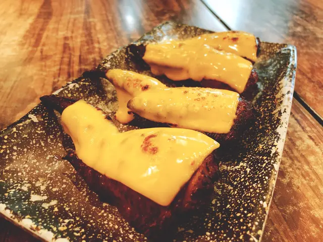 雙重芝士磨菇釀雞翼