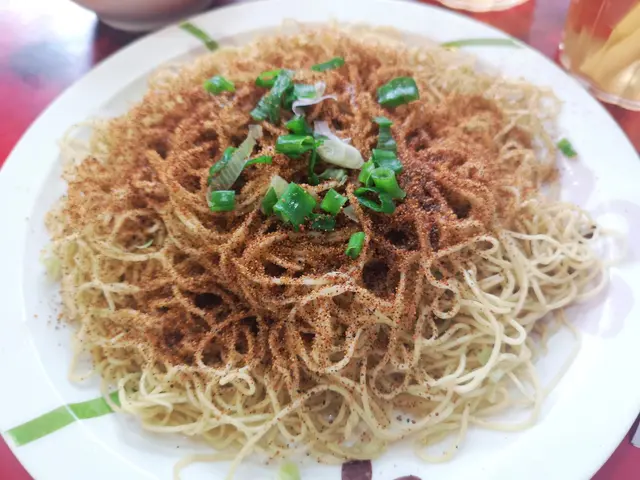 蝦子足料舖滿面，撈埋D麵帶淡淡鹹香，麵亦唔會好重梘水味
份量唔多，不過FD就話有咁多蝦子都抵，我就寧願對面食其他大把粉麵舖