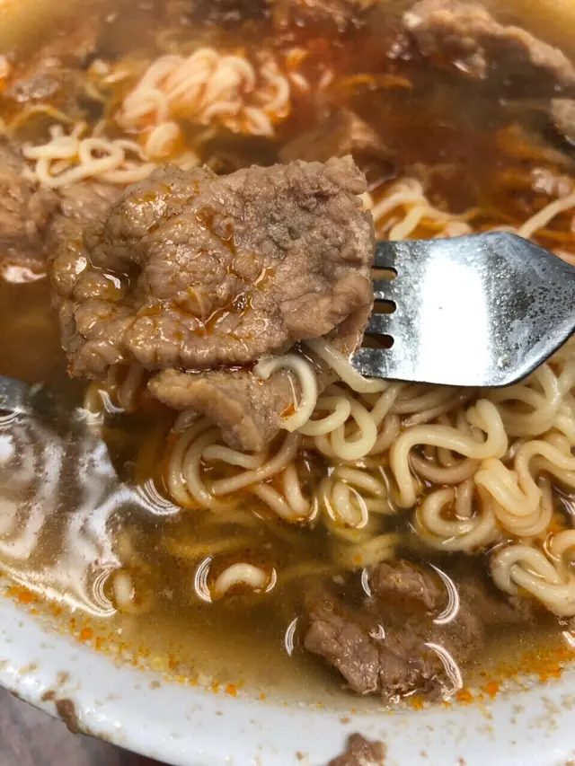 肉丁牛肉麵