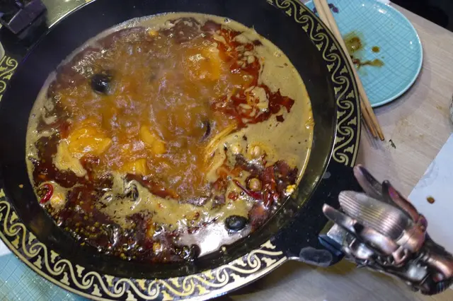 大紅袍麻辣湯鍋