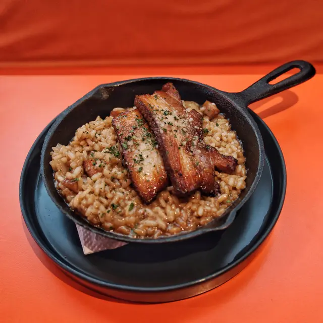 黑啤煙燻豬腩肉意大利飯