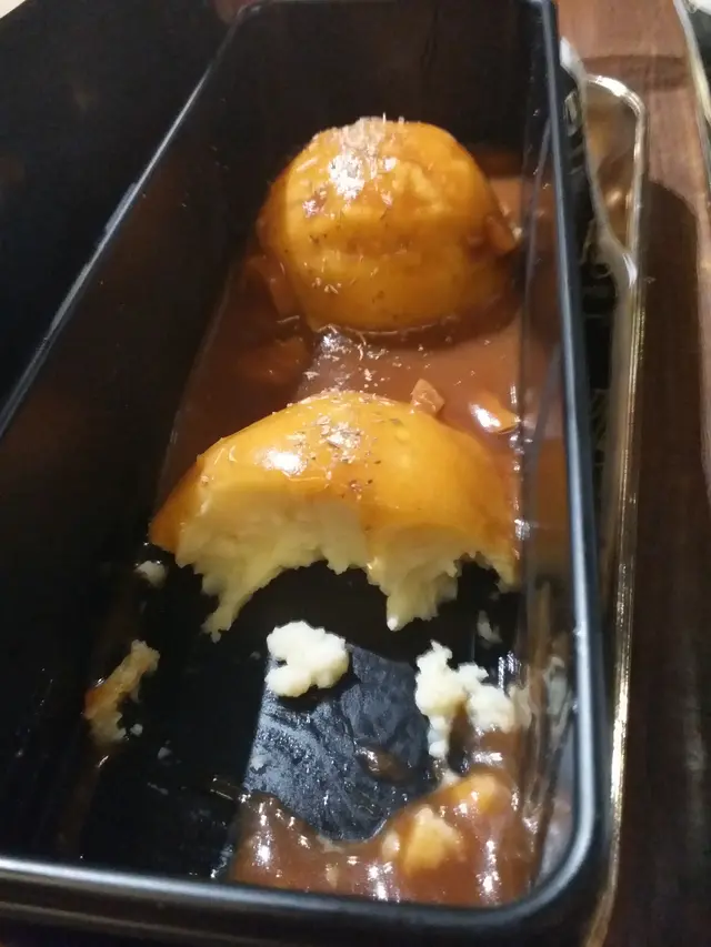 自家製薯蓉配肉汁