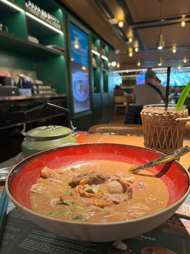 安格斯牛肉船麵