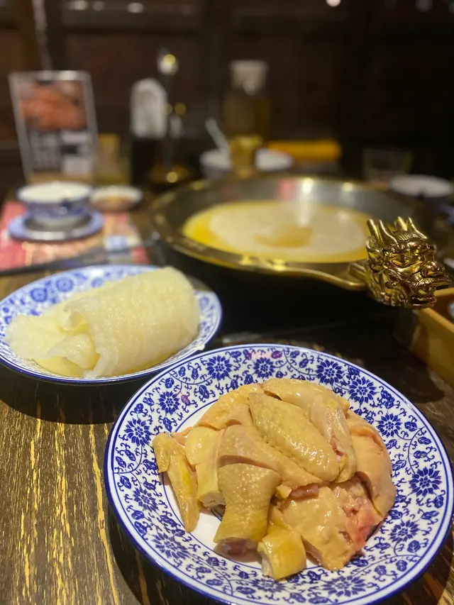 火鍋湯底~ 花膠雞半隻