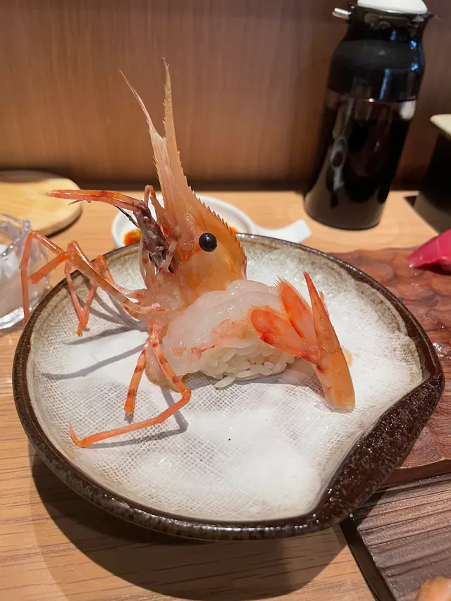 性價比極低,S-M size