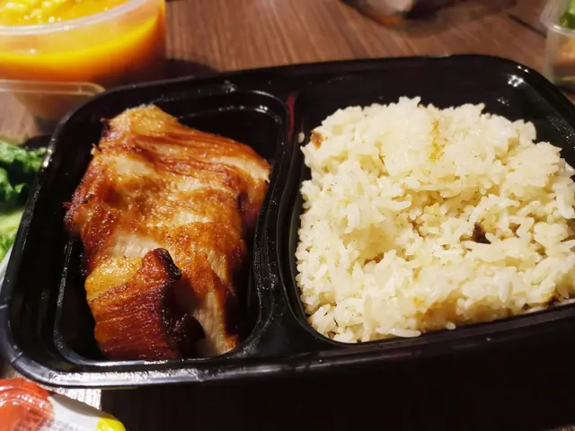 豬頸肉飯一人餐