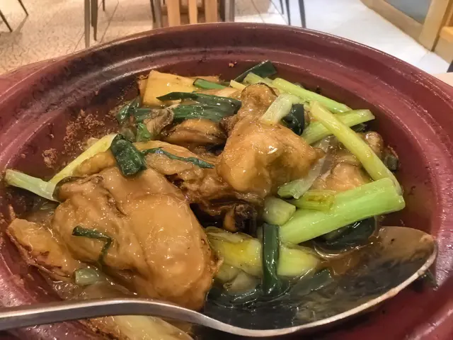 薑葱生蠔煲