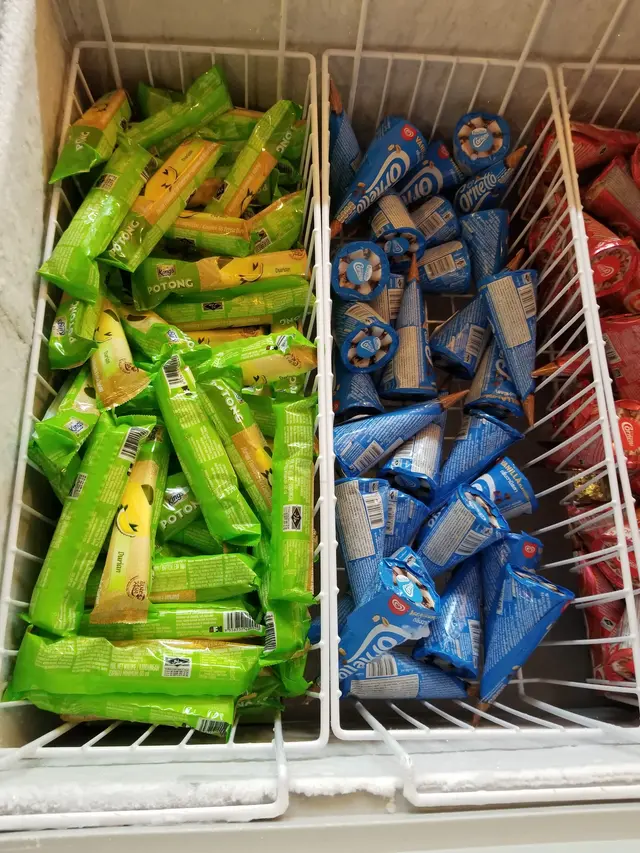 榴槤雪條和甜筒