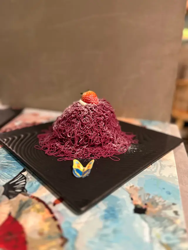 沖繩紫薯Mont Blanc班戟