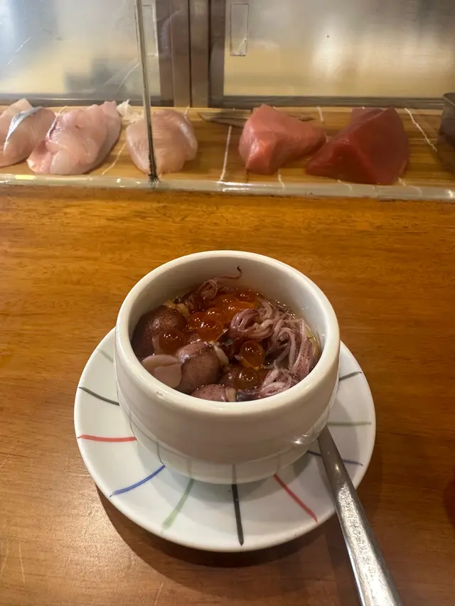 螢光魷魚茶碗蒸