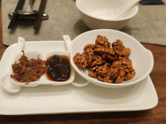 琥珀合桃