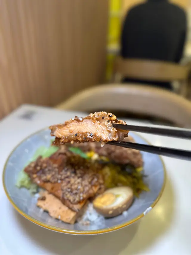 饞三寶–台灣炸滷排骨飯