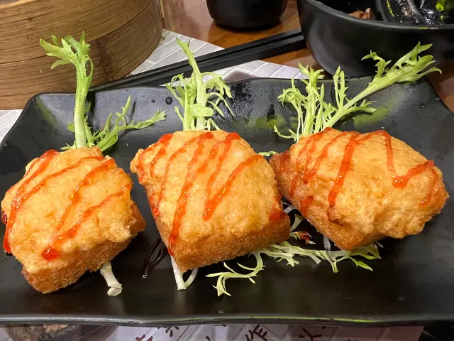 士多啤梨蝦多士