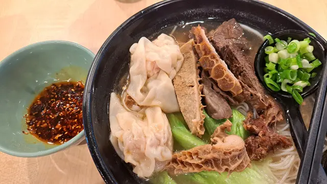 牛雜雲吞湯米粉