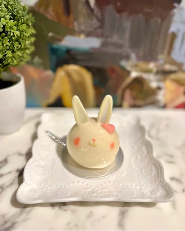 荔枝紅桑子蛋糕