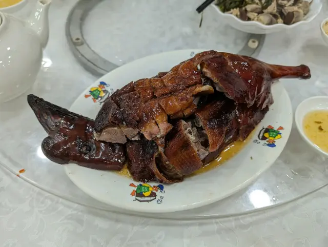 燒鵝半隻