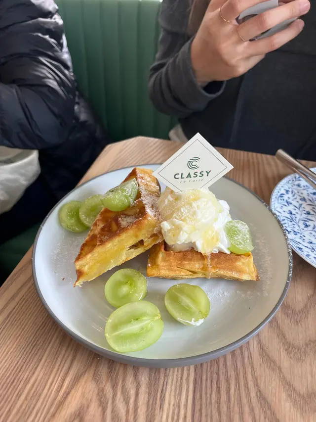 香印提子忌廉雪糕waffle