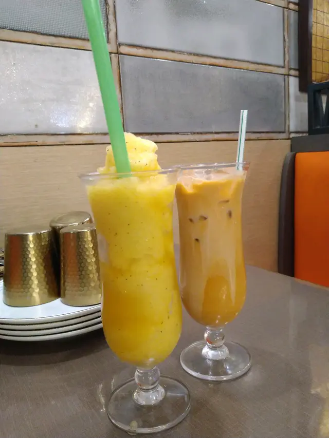 熱情果沙冰、泰式奶茶