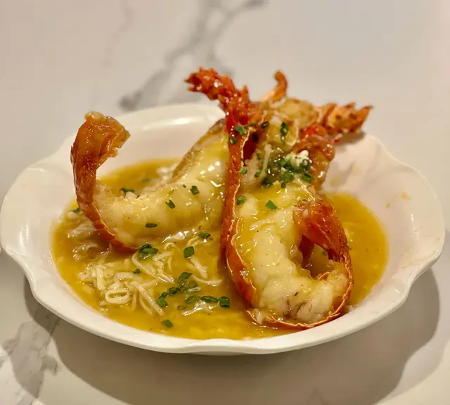 上湯開邊西澳洲龍蝦配伊麵(一斤)