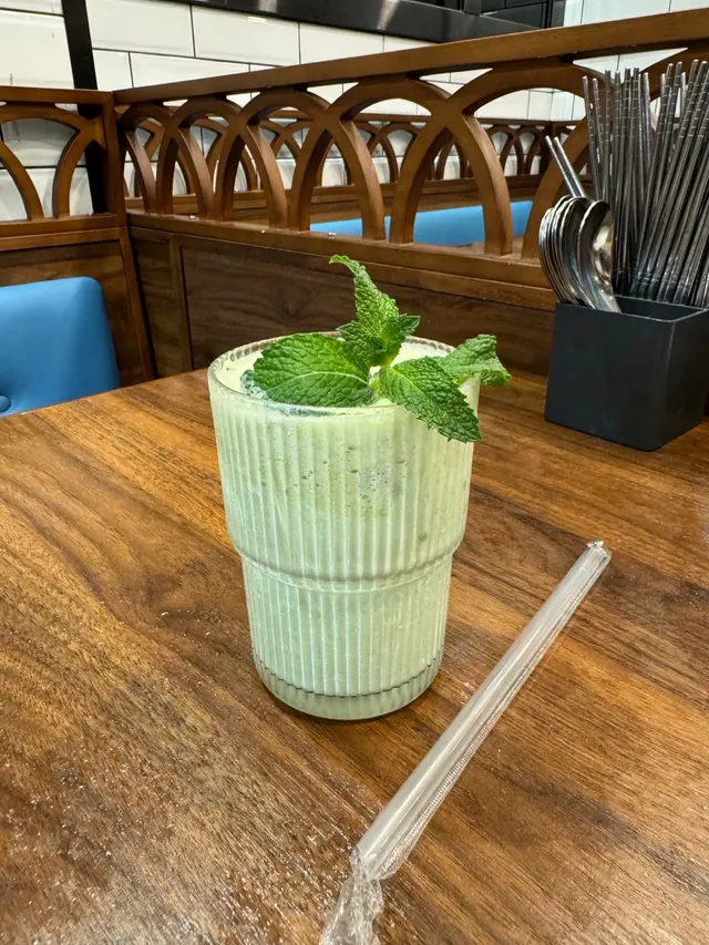 開心果椰子奶昔