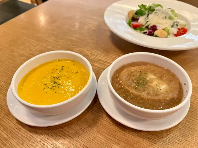 香濃南瓜忌廉湯&法式芝士洋蔥湯