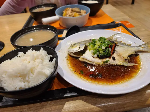 豉汁蒸鯧魚飯 