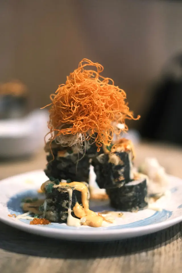 火山熔岩鮭魚卷