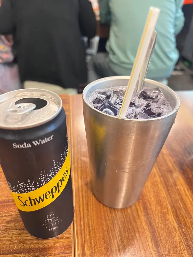 招牌青檸蝶豆花梳打