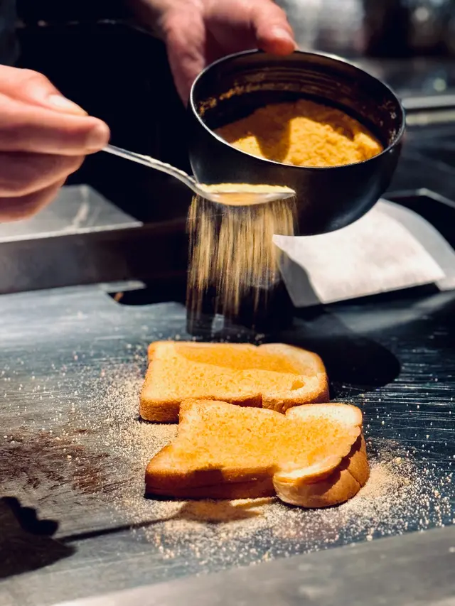 焦糖多士 & 益力多棉花冰