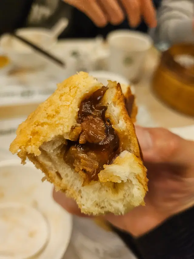 酥皮焗叉燒包