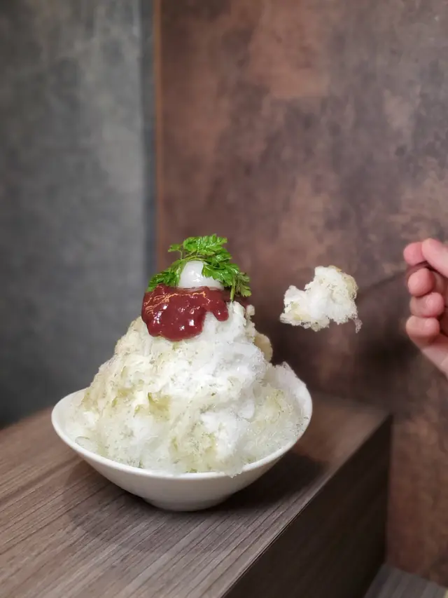 綠茶紅豆白玉刨冰