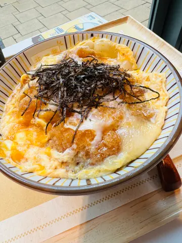 滑蛋吉列猪扒丼