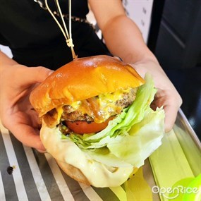一．漢堡的相片 - 荃灣