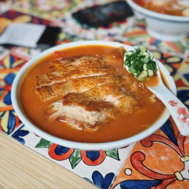 香煎雞脾扒鮮茄濃湯烏冬