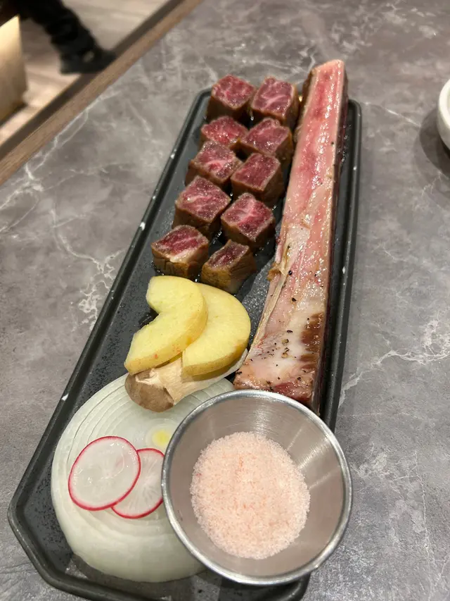 牛大骨實物