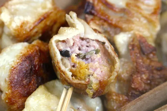 鹹蛋黃鮮肉煎餃