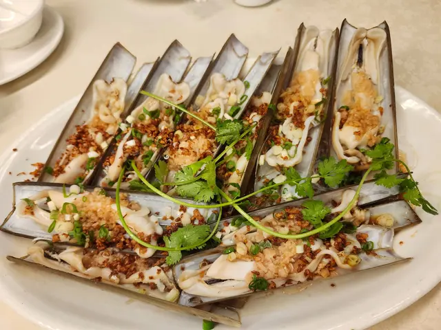 蒜蓉粉絲蒸蟶子皇