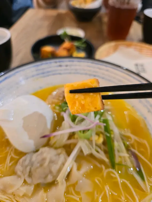 脆炸玉子蛋配芥末沙律醬