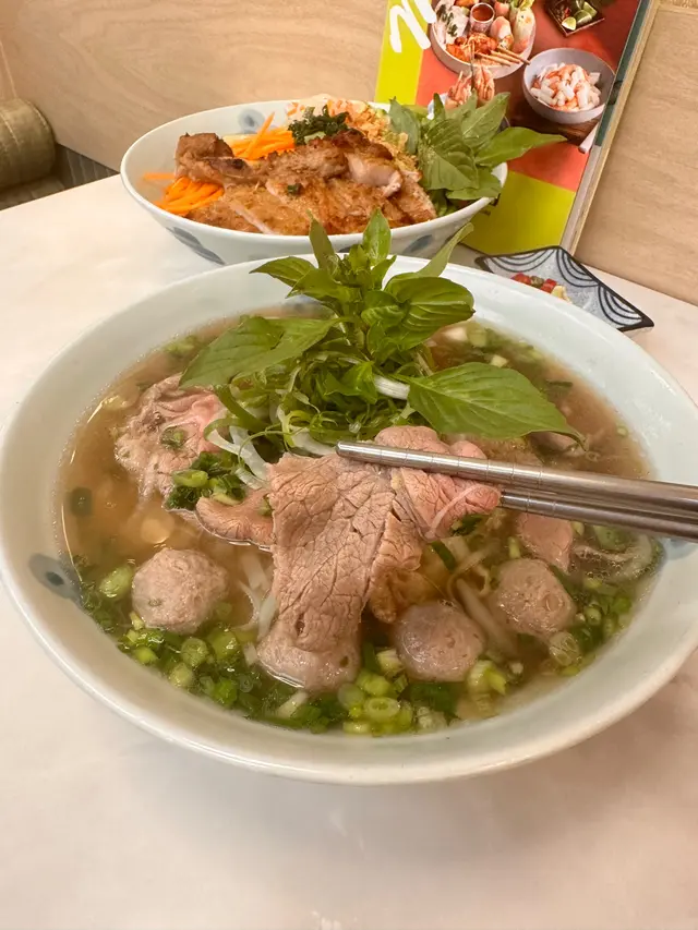 牛肉牛肉丸湯河