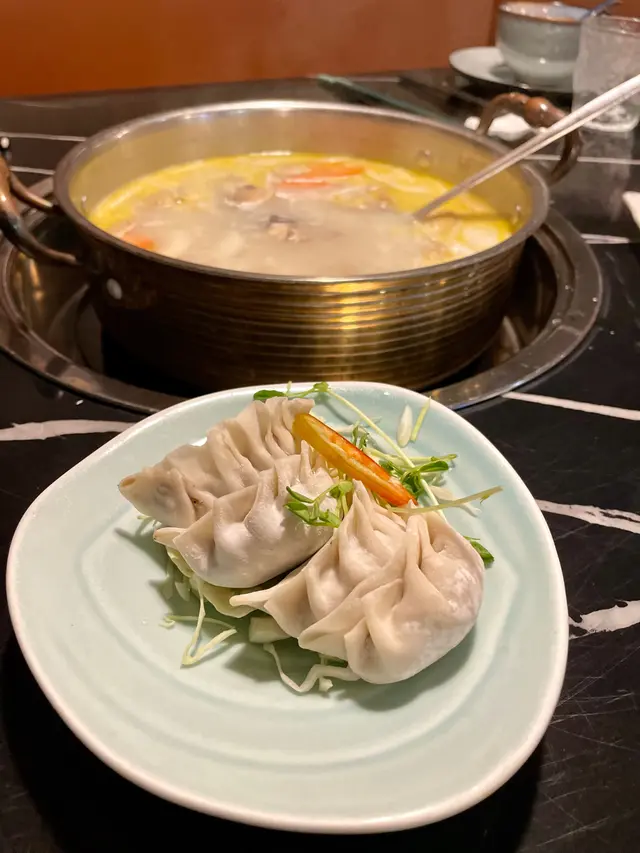 自家製黑松露蟹肉餃