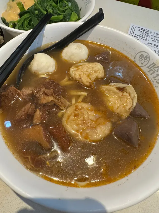 魚腐豬紅墨丸粗麵