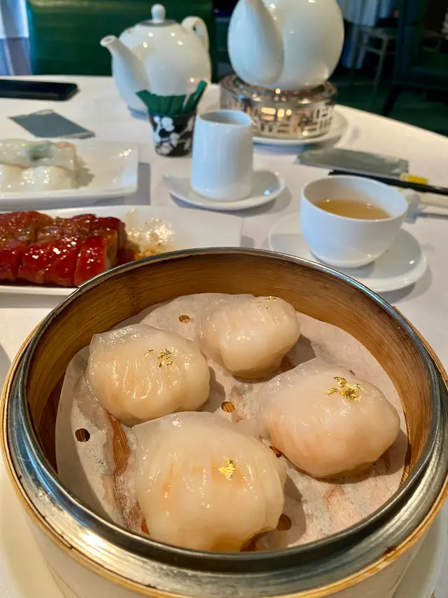 金箔筍尖蝦餃