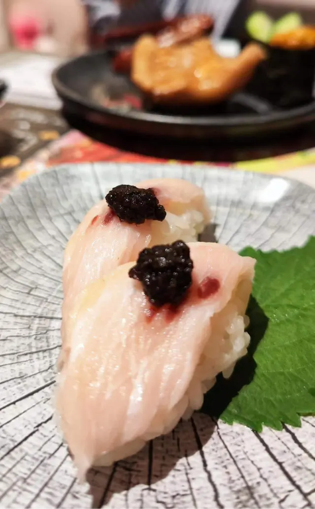 黑松露劍魚腩壽司