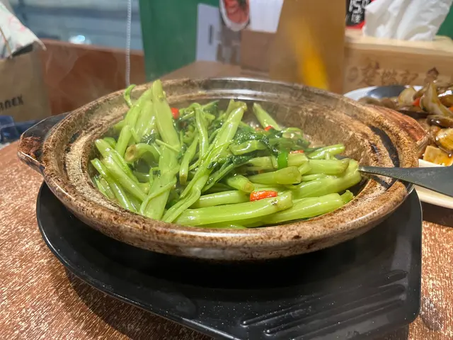 飛天通菜煲