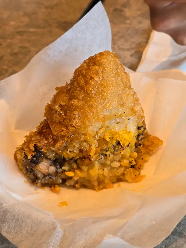 炸松露黑毛豬粽