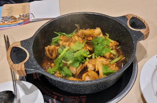 麻辣惹味雞煲