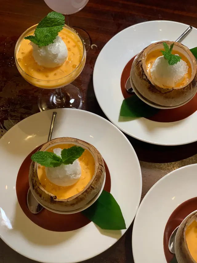 雪燕香芒椰子盅